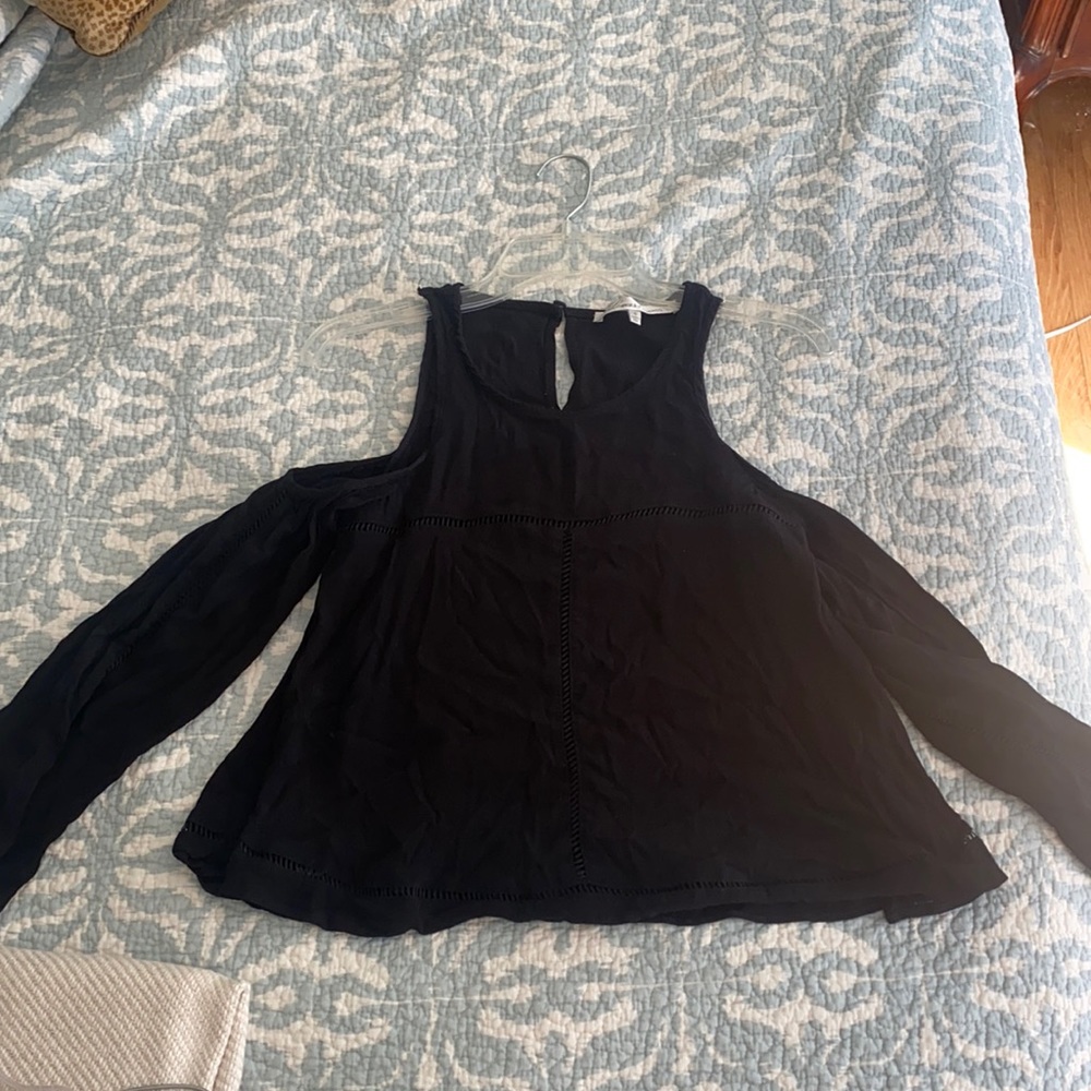 Lovers and friends off the shoulder black top